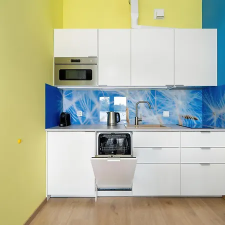 Colorful Rataje With Parking And Air Conditioning By Renters