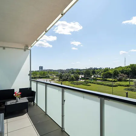 Colorful Rataje With Parking And Air Conditioning By Renters * Poznań