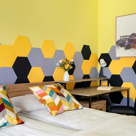 Appartamento Colorful Rataje With Parking And Air Conditioning By Renters *