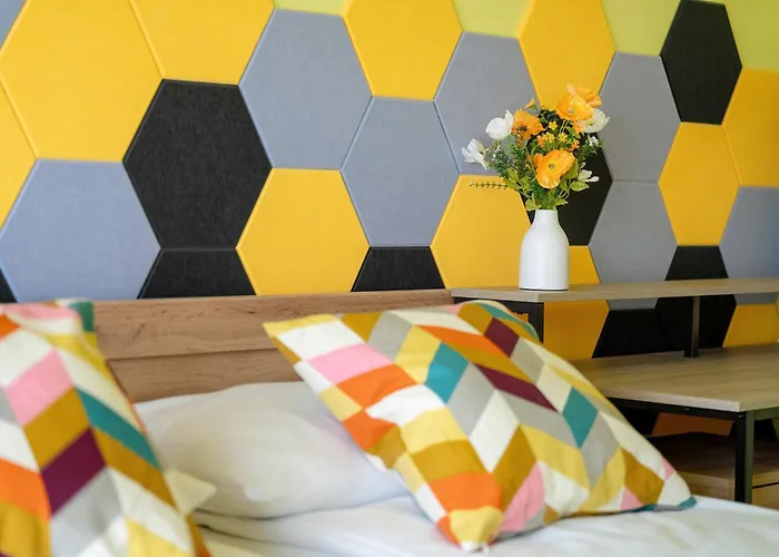 شقة Colorful Rataje With Parking And Air Conditioning By Renters