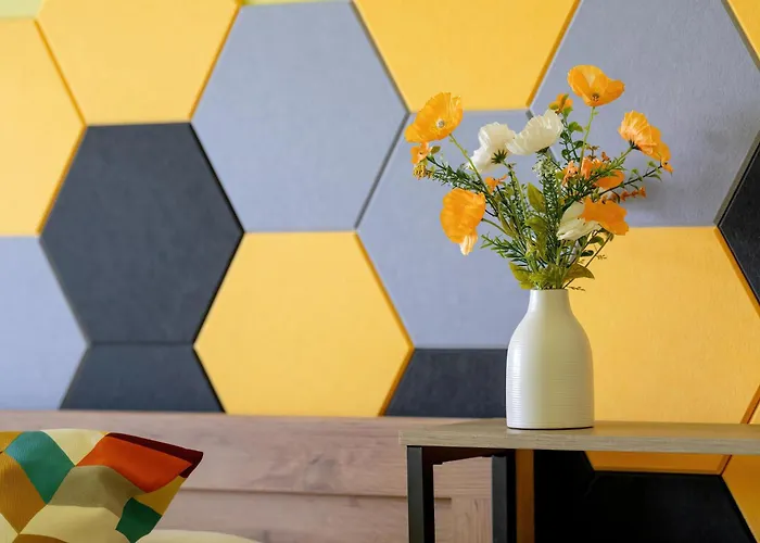 شقة Colorful Rataje With Parking And Air Conditioning By Renters