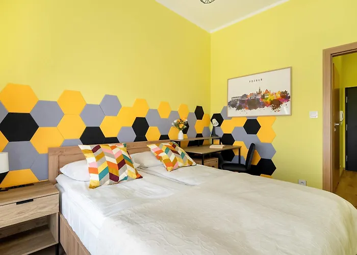 شقة Colorful Rataje With Parking And Air Conditioning By Renters *